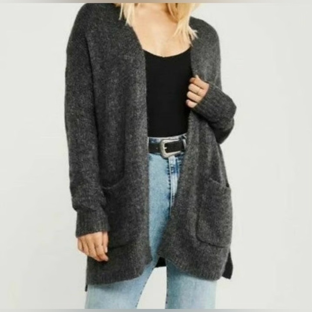 ABERCROMBIE & FITCH Dark Blue Cardigan (M)